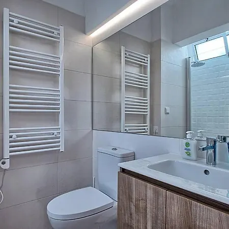 Apartment Graca 4 *